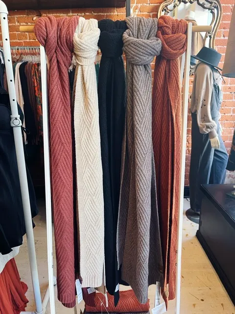 Emma Knit Scarves (Assorted Colors)