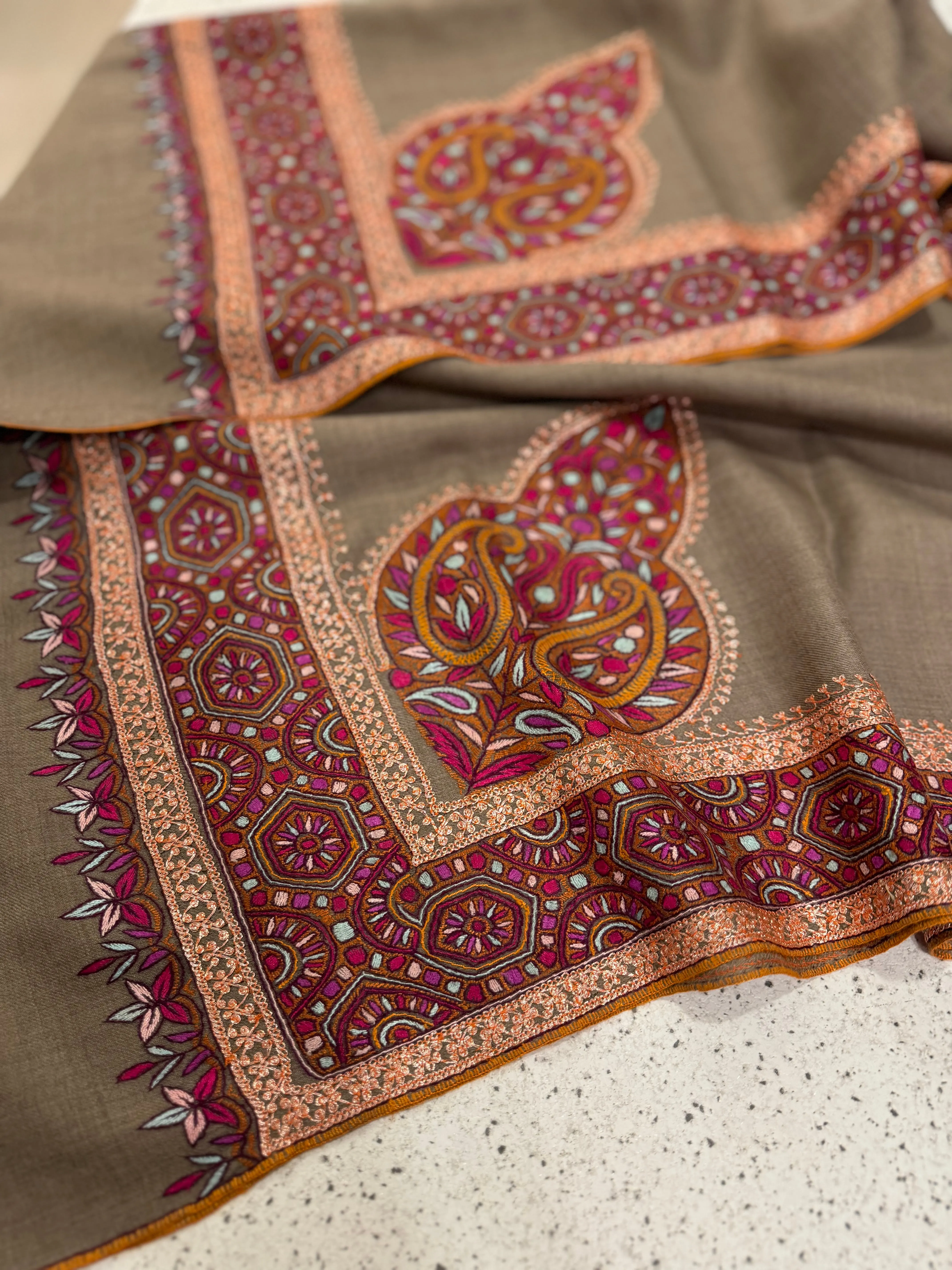 natural embroidery pashmina shawl 8384